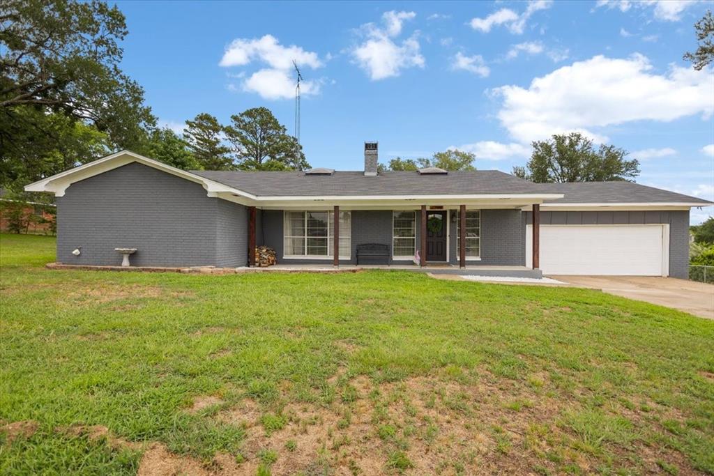 2300 Country Club Drive