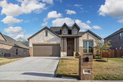 Photo of 10016 Durango Trail, Waco, TX 76712 (MLS # 21212721)
