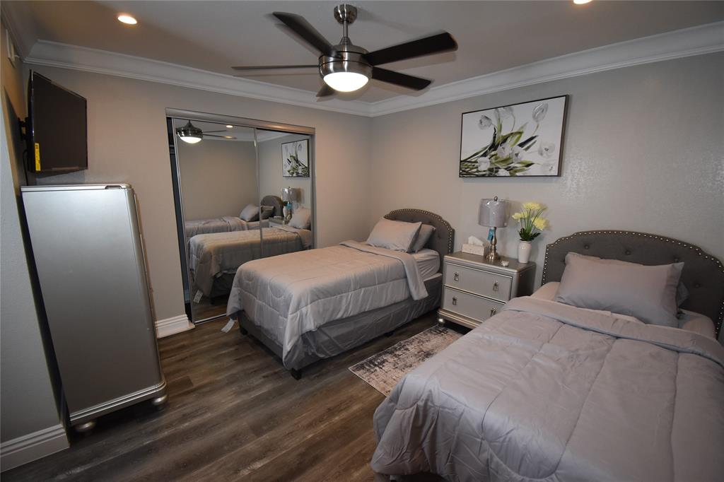 CASTILLIAN CONDO THE - Residential