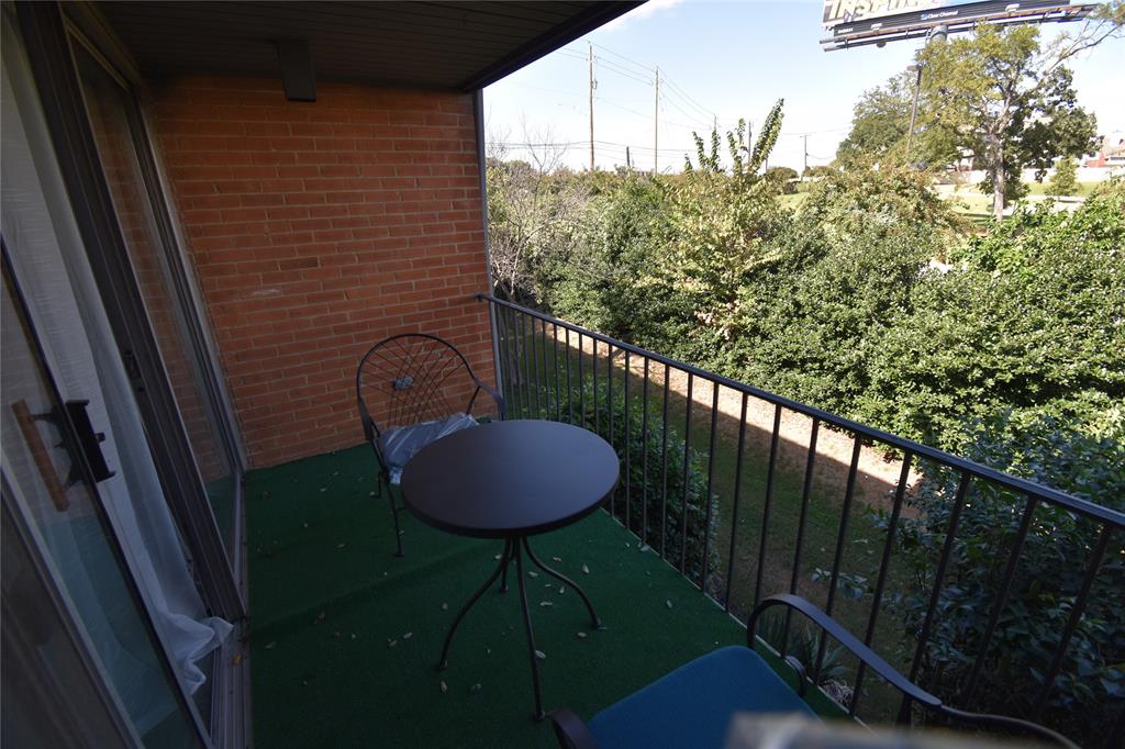 CASTILLIAN CONDO THE - Residential