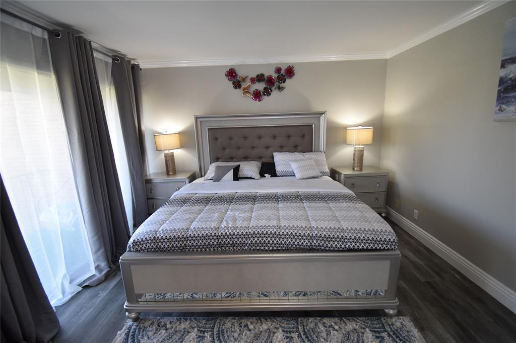 CASTILLIAN CONDO THE - Residential