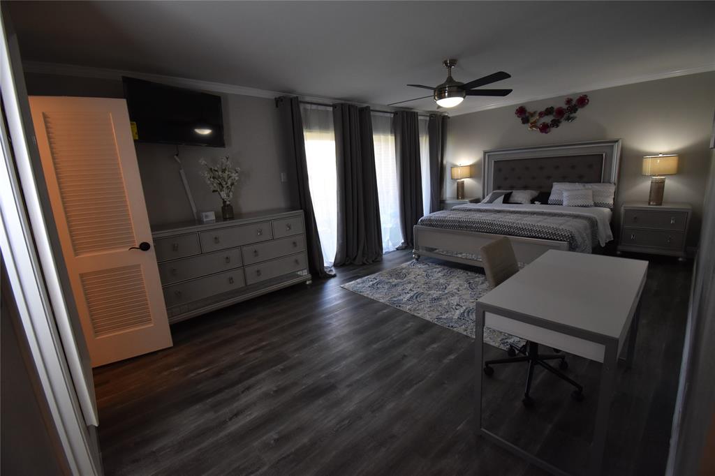 CASTILLIAN CONDO THE - Residential