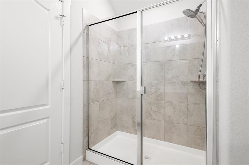 Primrose Xing Ph 4 - Residential