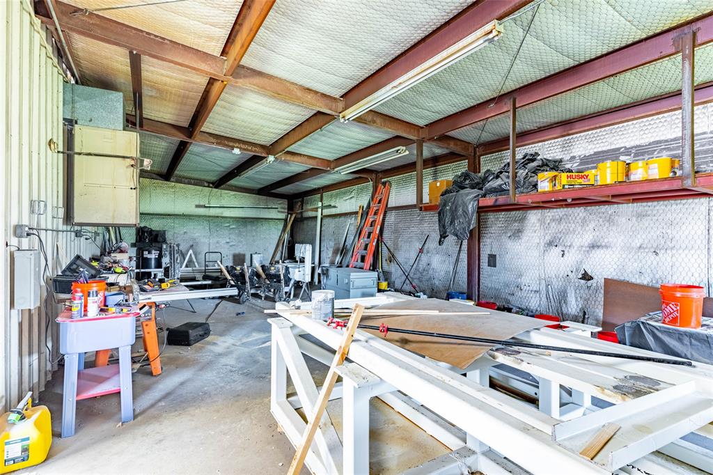 Metro East Ph 1 - Commercial Lease