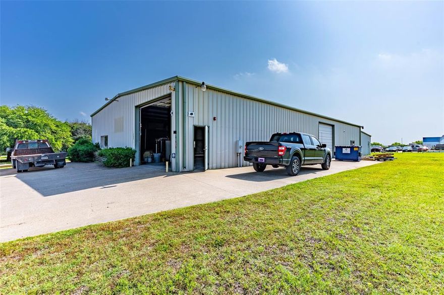 This 6,200 square-foot flex space is located in the heart of Terrell, Texas. The property features two grade level doors, one private office, and two restrooms. Situated on just under one acre, the property has ample parking and some outside storage at the back of the property. Zoned Commercial, the property is ideal for several light industrial uses. Located directly off of U.S. Highway 80, on Metro Drive, the site is easily accessible from major highways for employees and clients alike. Surrounding retailers include McDonald’s, Jack in the Box, Discount Tire, and many more just one mile away.
