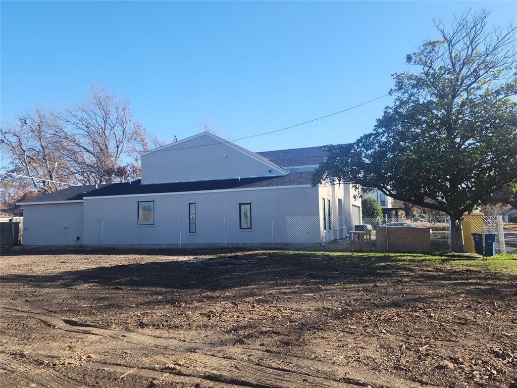5009 Wateka Drive