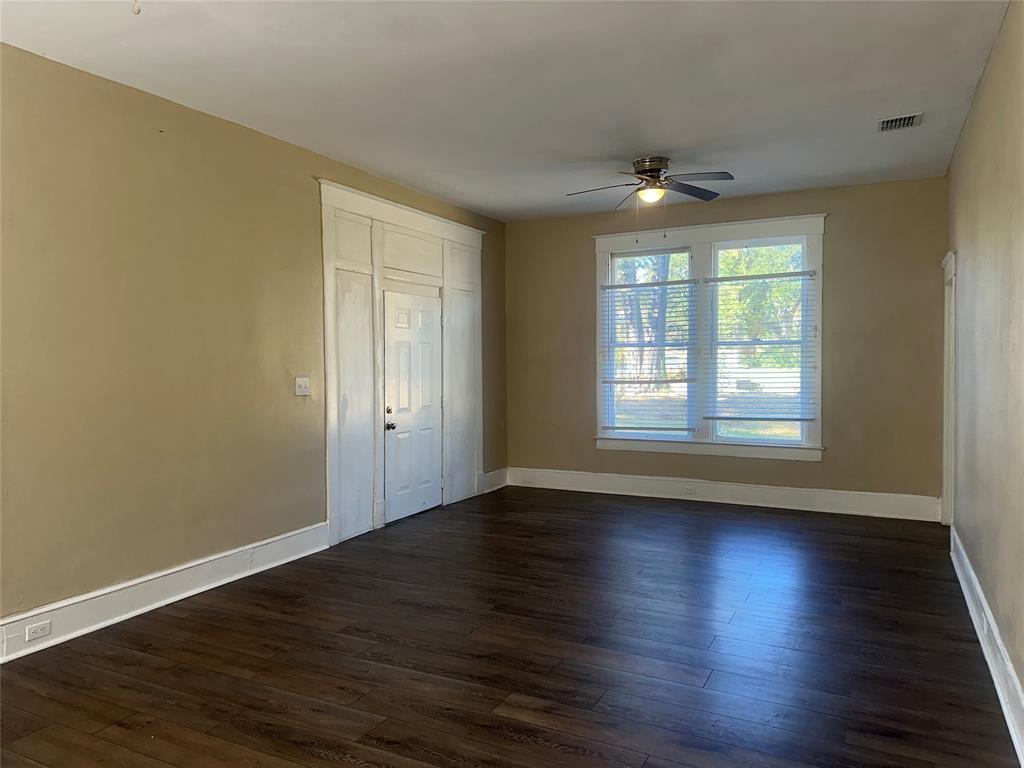 HOLMESVILLE - Residential Lease