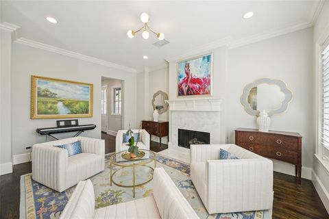 Tiny photo for 6435 Glenrose Court, Dallas, TX 75214 (MLS # 21087512)