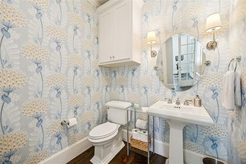 Tiny photo for 6435 Glenrose Court, Dallas, TX 75214 (MLS # 21087512)