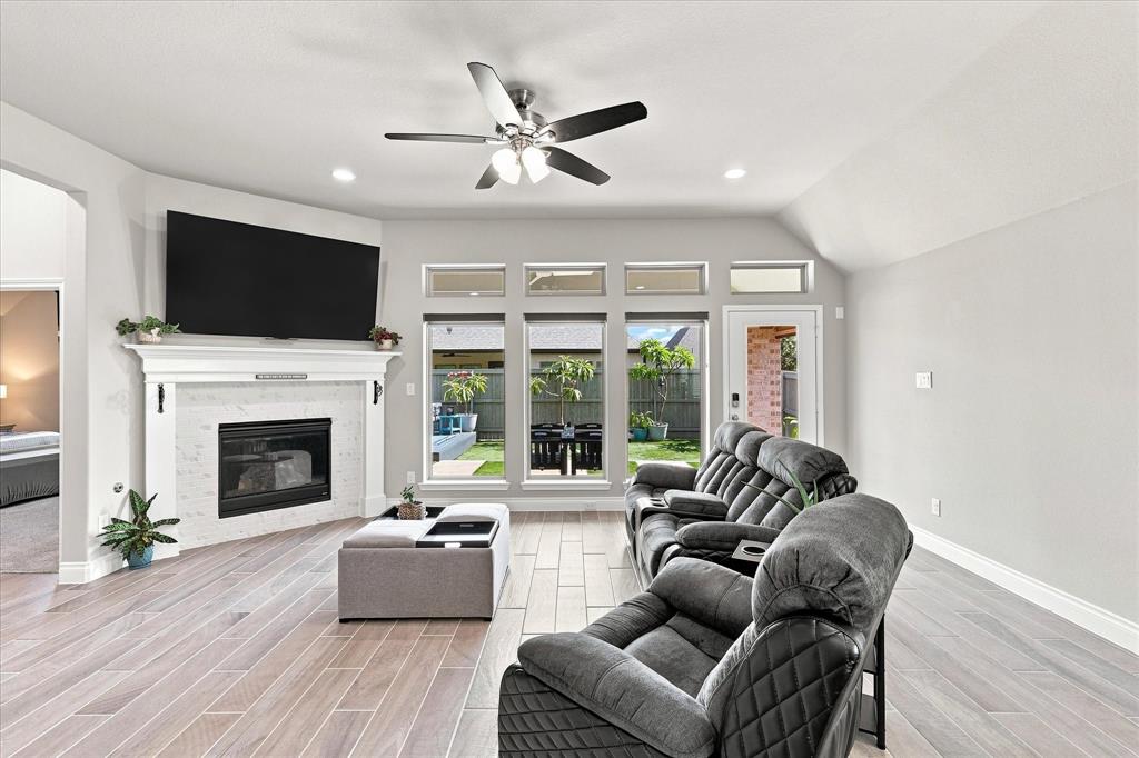 2449 Lazy Dog Lane