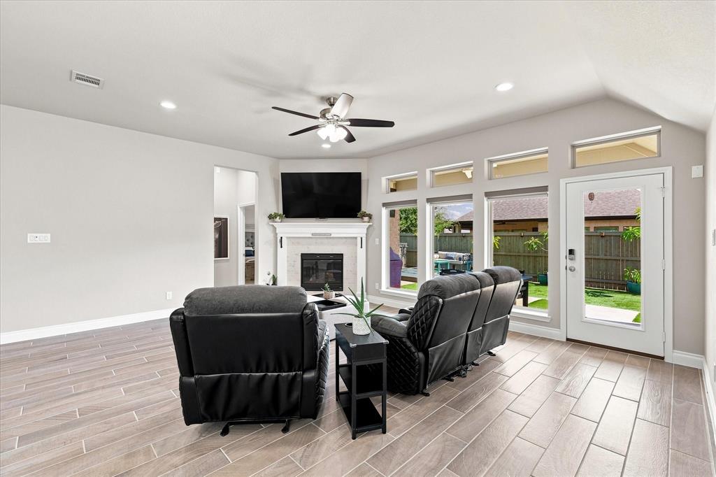 2449 Lazy Dog Lane