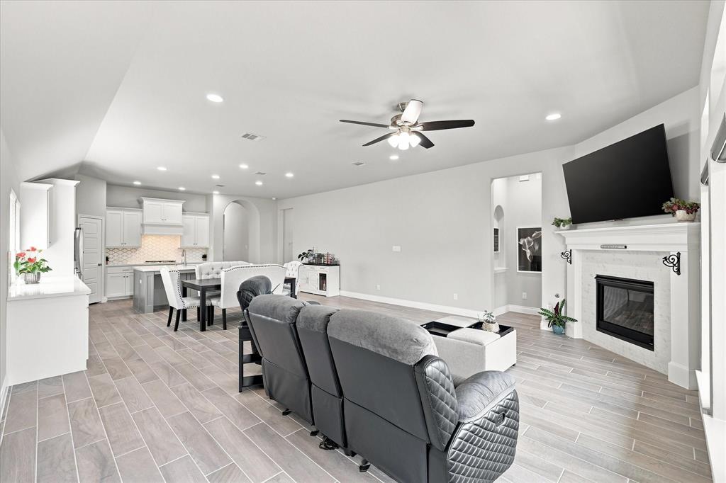 2449 Lazy Dog Lane