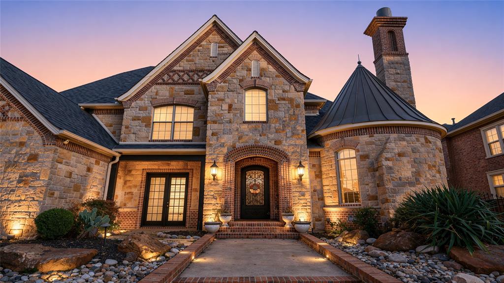 1202 Club House Court
