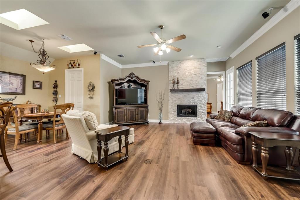 Frisco, Texas 75034, United States, 4 Bedrooms Bedrooms, ,3 BathroomsBathrooms,Residential,Pending,221320