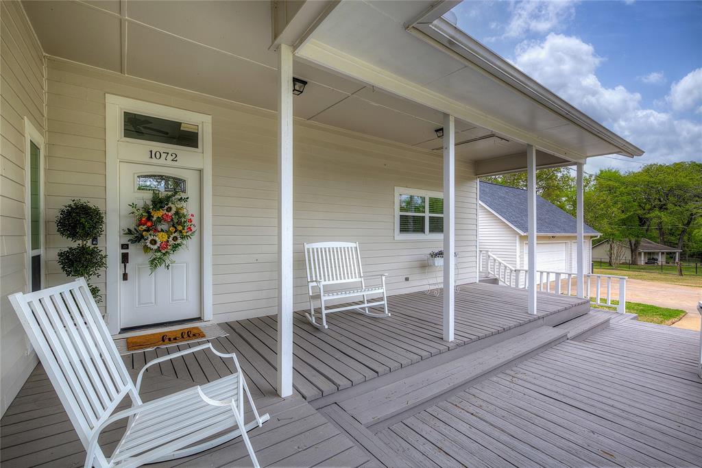 1072 Country Club Road