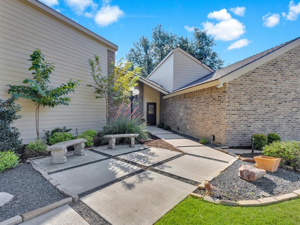 2508 Inverness Lane
