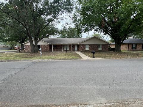 A home in Sulphur Springs