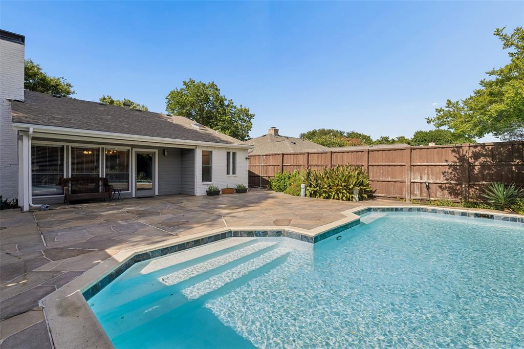 2312 La Vida Place