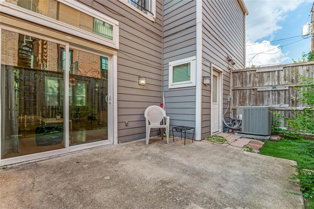 Timberline Condominium Ph II - Residential Lease