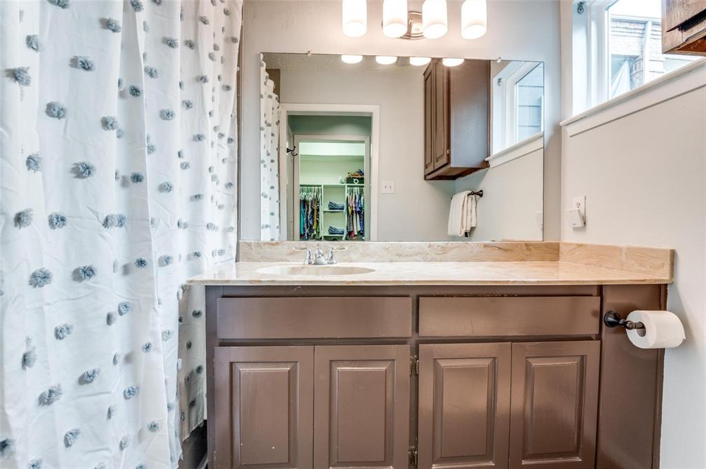 Timberline Condominium Ph II - Residential Lease