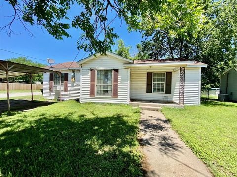 1301 SE 14th Street Mineral Wells TX 76067