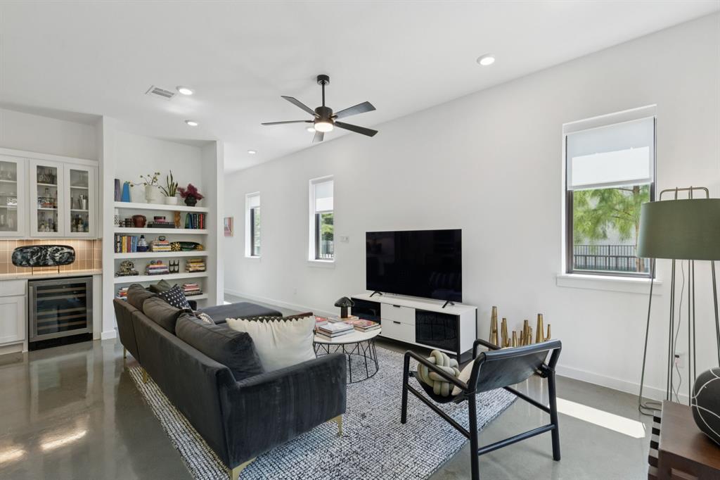 2285 Rook Drive
