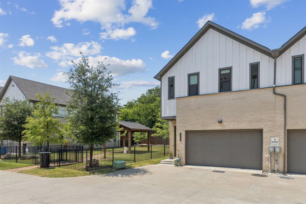 2285 Rook Drive