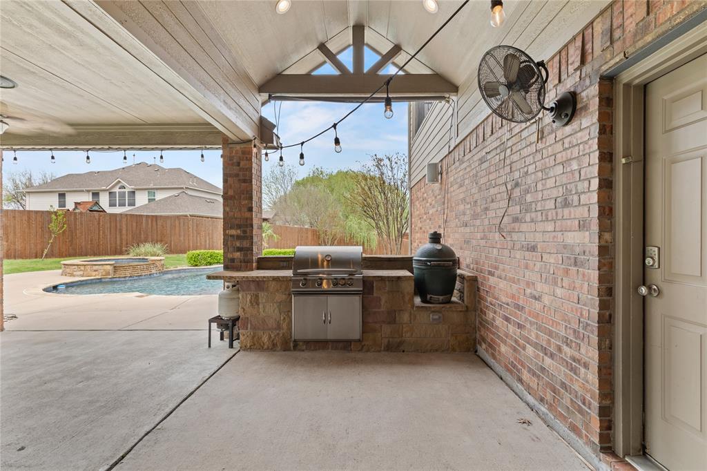 613 Windward Drive