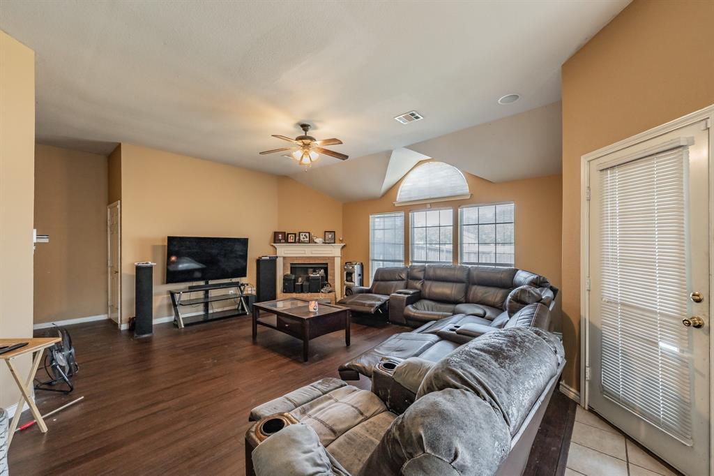 Briarwood 01 - Residential