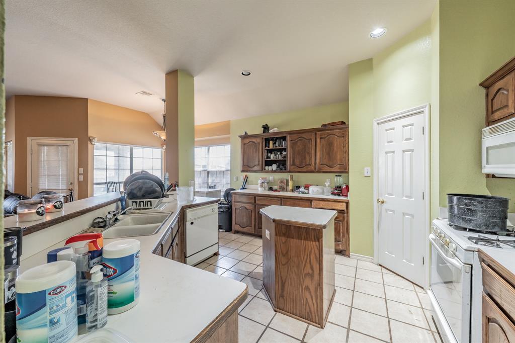 Briarwood 01 - Residential