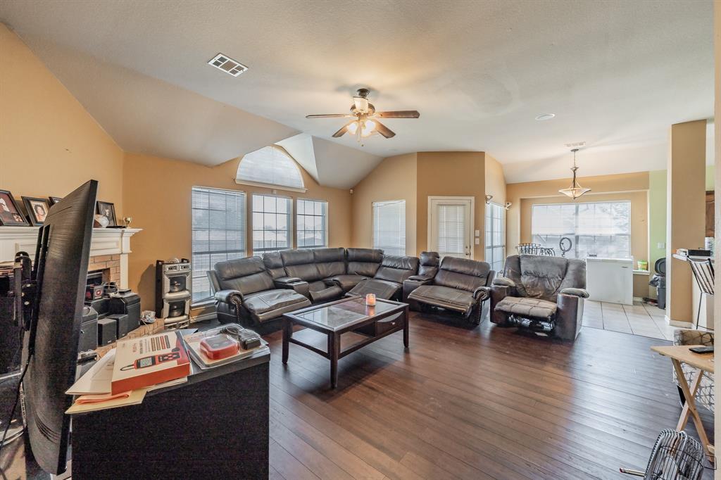 1709 Plum Creek Drive