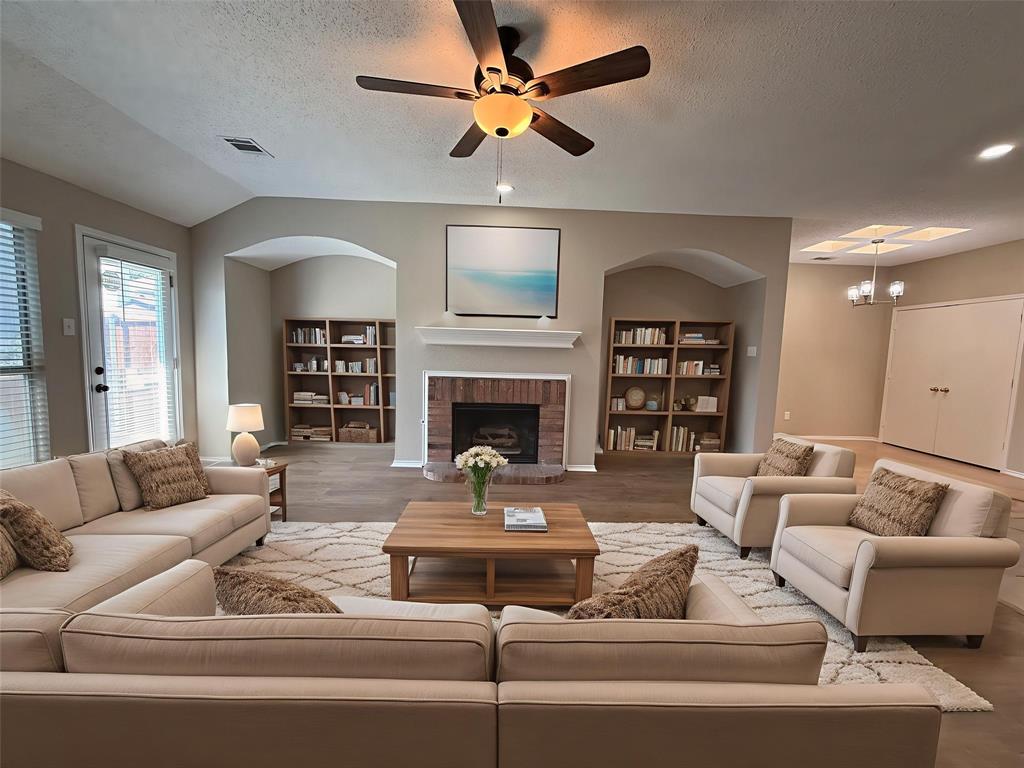 Peninsula 03a Rep - Residential