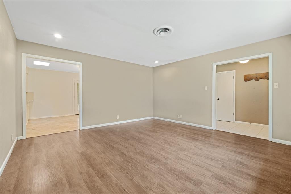 1211 Kendolph Drive