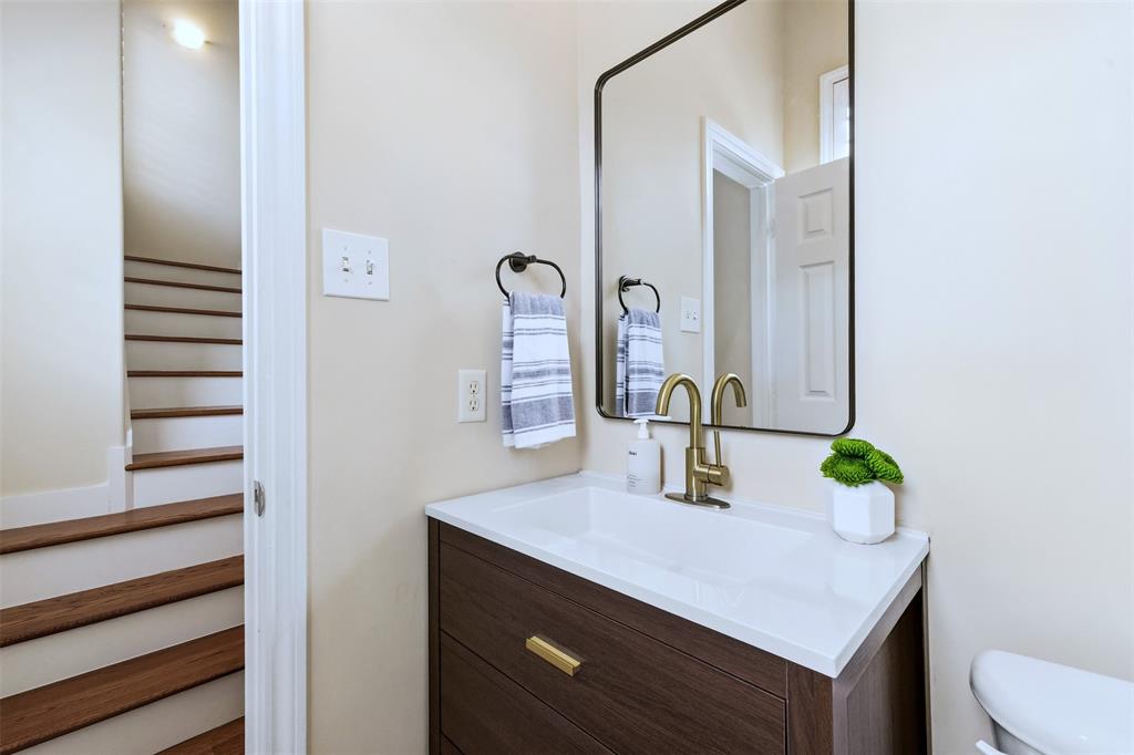 Buena Vista Condos 4058-60 - Residential