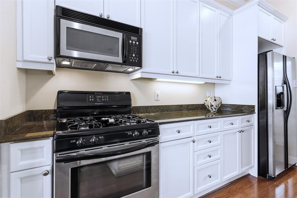 Buena Vista Condos 4058-60 - Residential