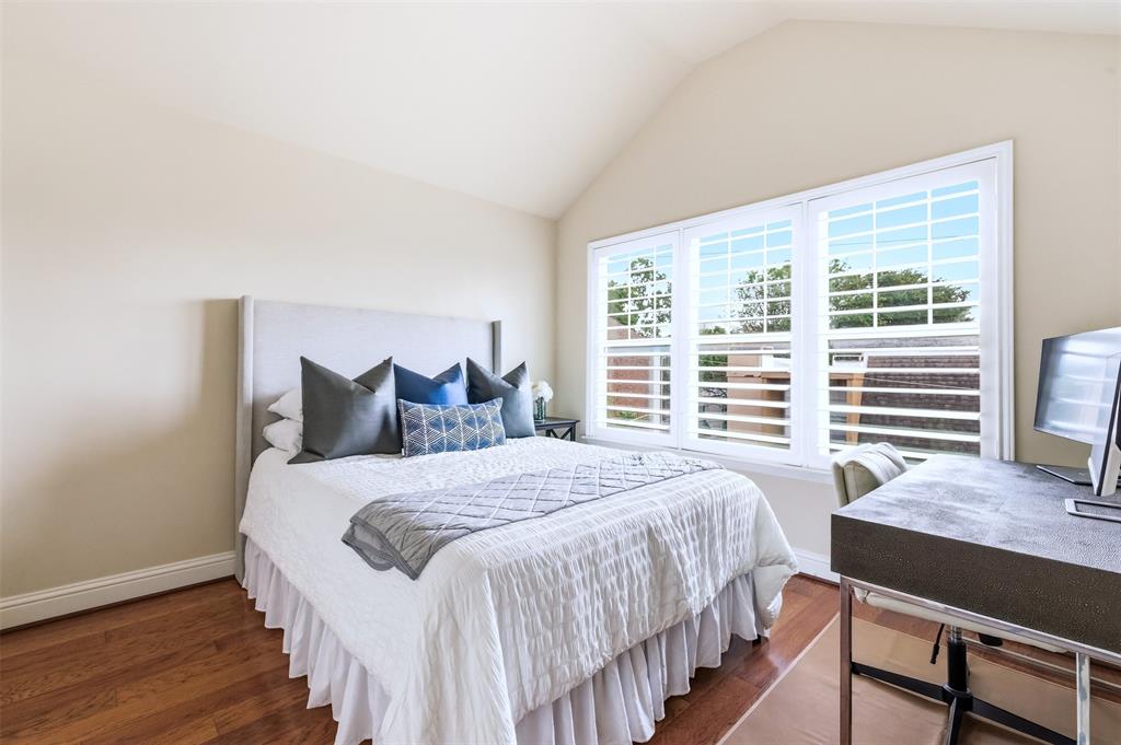 Buena Vista Condos 4058-60 - Residential