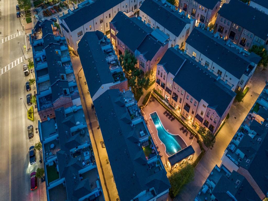 Intown Homes Farmers Market - Residential