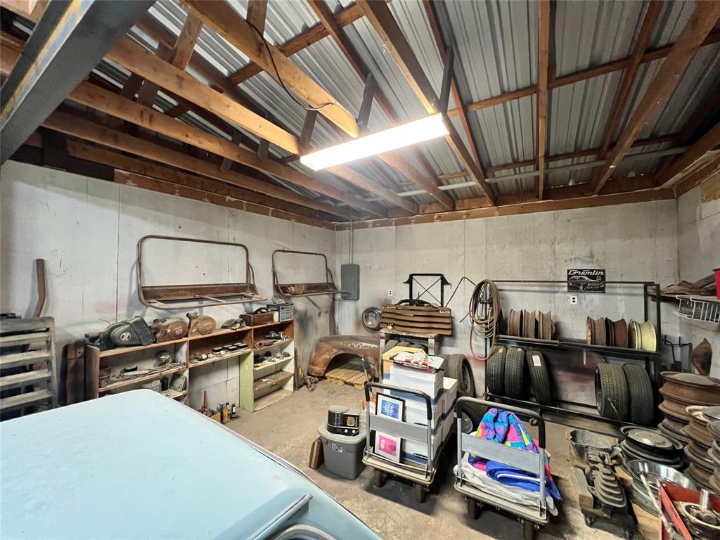 College Of Merkel - Commercial Sale