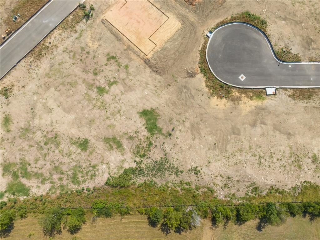 Saddle Creek II - Land