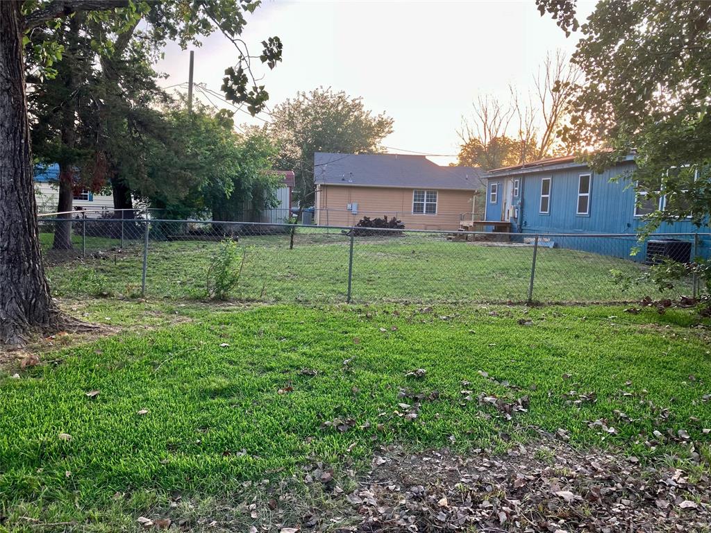 Orig Town Of Lone Oak - Residential