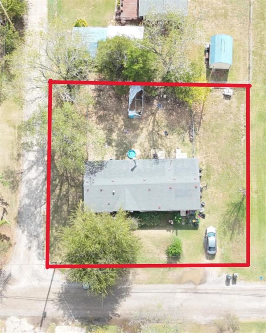 Investors dream, Windows have been replaced within the last few years.
Home has been rented for 1 year starting on 4.1.25, the home has been renovated due to putting home on market for lease.
Cash as home has been moved twice.

Sold As Is. Buyer responsible for new survey.
Back-up Offers will be accepted during any Option Period.