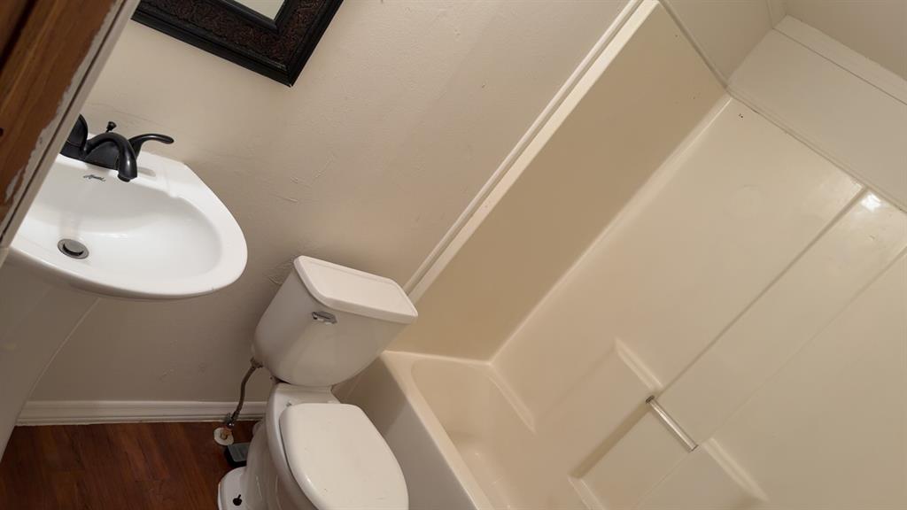 Orig Town Of Lone Oak - Residential