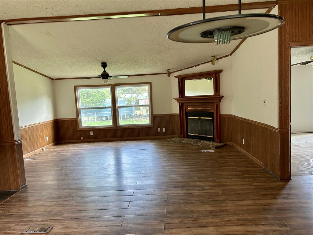 Orig Town Of Lone Oak - Residential