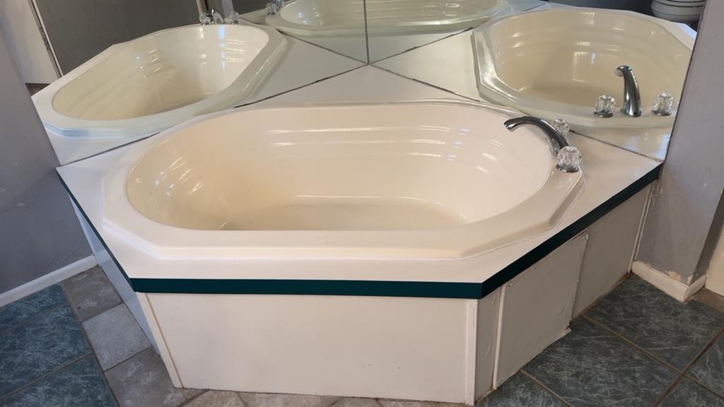 Orig Town Of Lone Oak - Residential