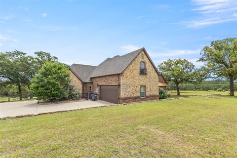 Tiny photo for 108 Oak Creek Drive, Springtown, TX 76082 (MLS # 21395129)