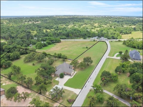 Tiny photo for 108 Oak Creek Drive, Springtown, TX 76082 (MLS # 21395129)