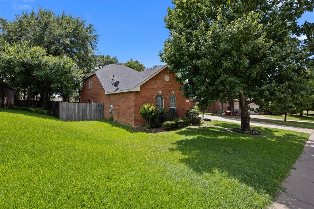 708 Hummingbird Trail