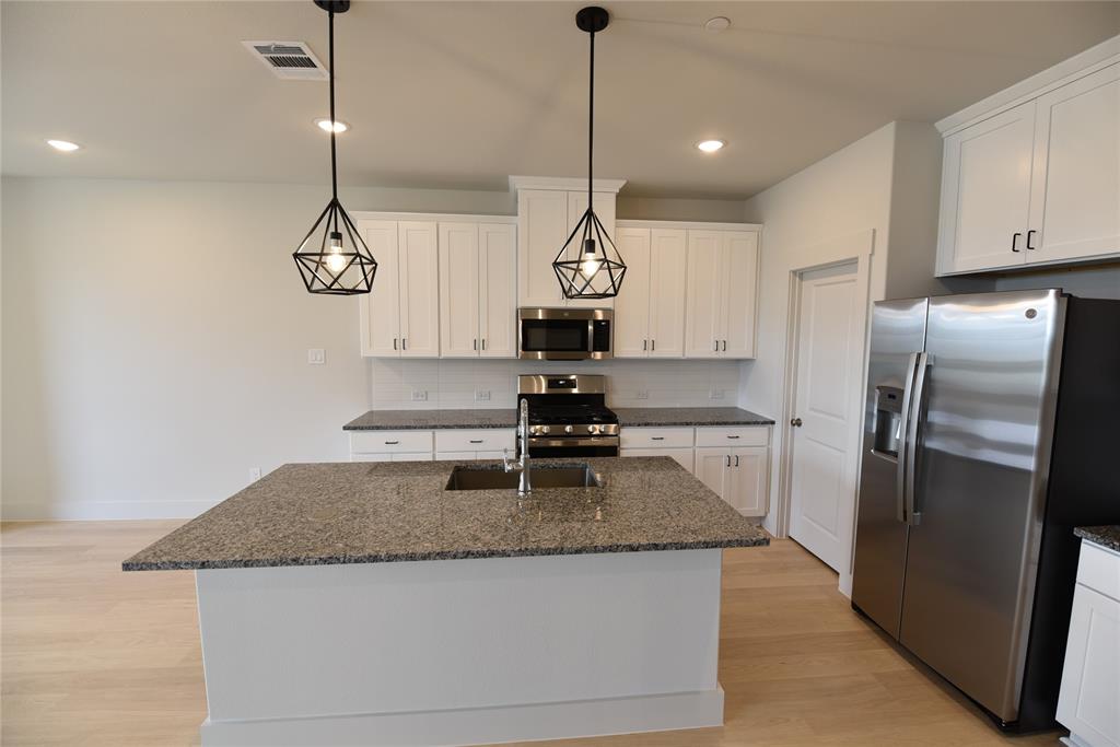 Mosaic Ph 1c - Residential Lease