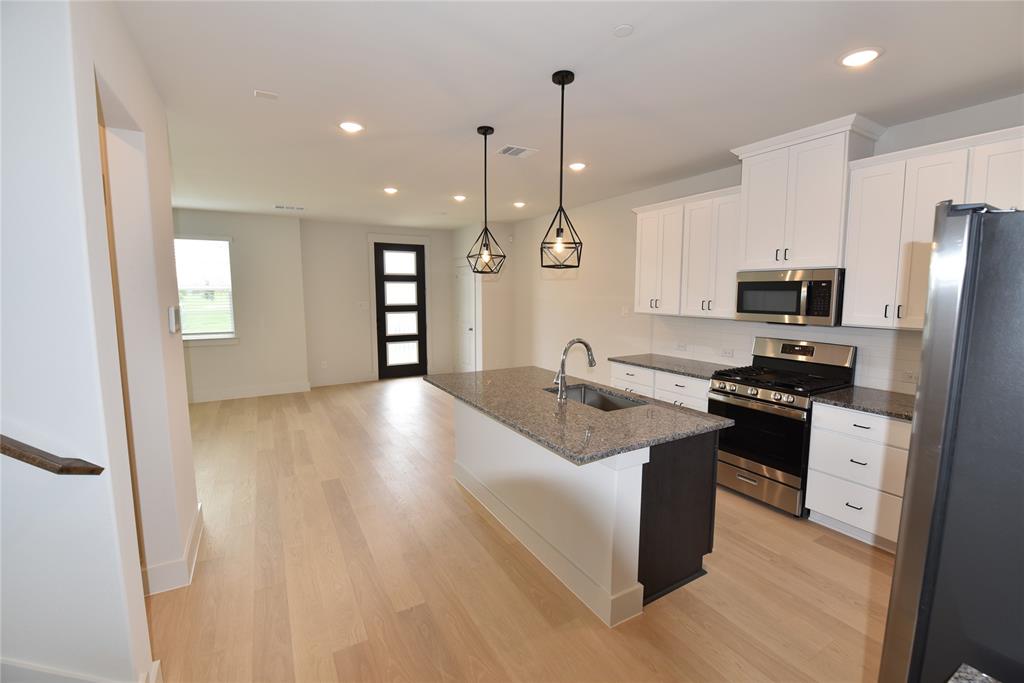 Mosaic Ph 1c - Residential Lease