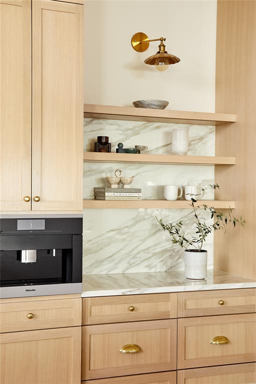 METAIRIE AT SOUTHLAKE - Residential